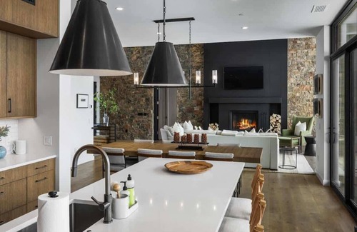 Big Sky House | Luxury Ski-In/Ski-Out Moonlight Basin Home