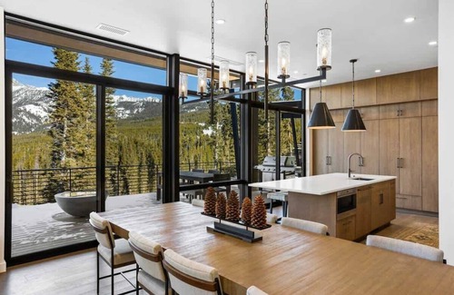 Big Sky House | Luxury Ski-In/Ski-Out Moonlight Basin Home
