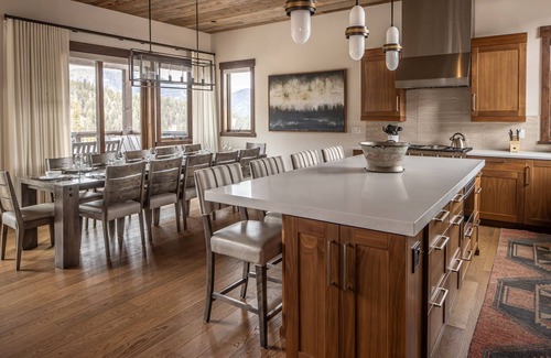 Spanish Peaks Cabin | Luxury Ski-in/Ski-out Spanish Peaks Home; Pet, and Child Friendly with Private Hot Tub!
