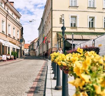 Old Town Apartment | Luxury Smart Home Apartment in Vilnius Old Town, Sleep on Hästens