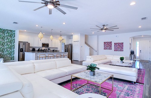 Loughman House | Luxury Solterra Resort 14 bed 11 bath Mansion Retreat Davenport, FL