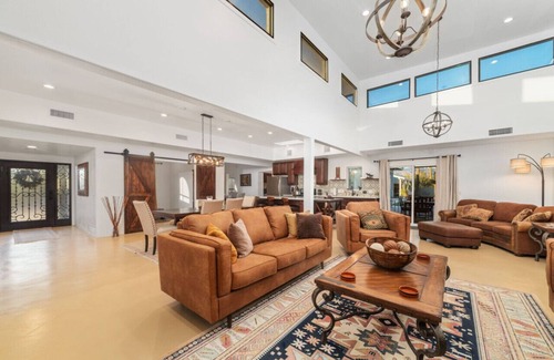 Tanque Verde House | Luxury Southwest Gem with Pool & Spa near Mt. Lemon!