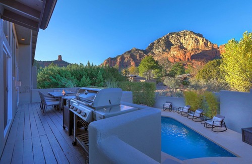 West Sedona House | Luxury Spa home - Heated Pool, Gym, Sauna, Views, Peloton Bike
