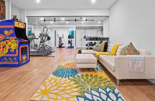 East Quogue House | Luxury Spa retreat in The Hamptons!