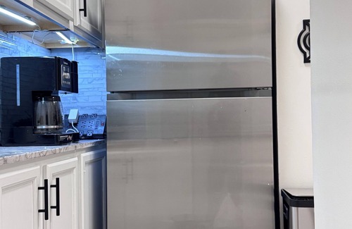 Central Park North Apartment | Luxury Spacious 4-bedroom apartment in Manhattan with Doorman