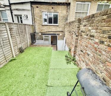 Haverstock Apartment | Luxury spacious flat in Camden, next to attractions