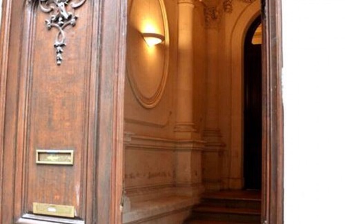 Saint Seurin - Fondaudege Apartment | Luxury, spacious, patio, near public gardens