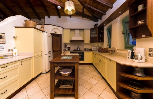East Mani Villa | Luxury spacious quiet stone villa with large infinity pool & breath taking view