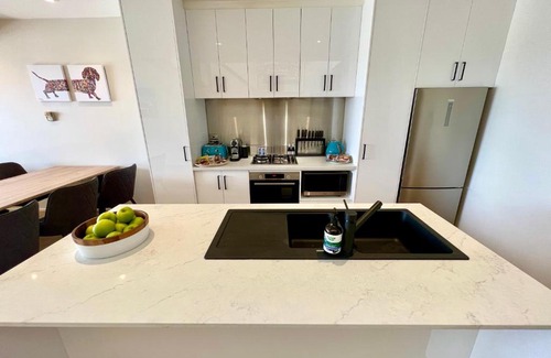 Saint Kilda South Apartment | Luxury St Kilda Townhouse in the Sky