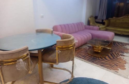 Al-Khalifa Apartment | Luxury Stay at Mokktam Heights