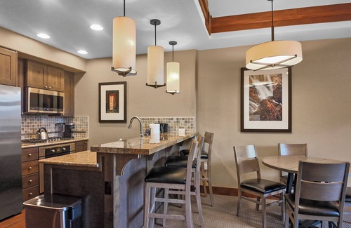 Peak 8 Apartment | Luxury Stay at One Ski Hill Place – Gondola, Pools, Hot Tubs & Mountain Views