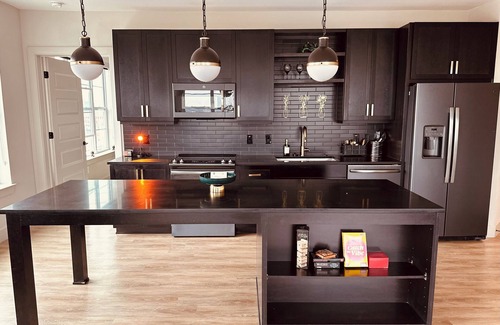 Deep Ellum Apartment | Luxury Stay/Best View of Dallas!