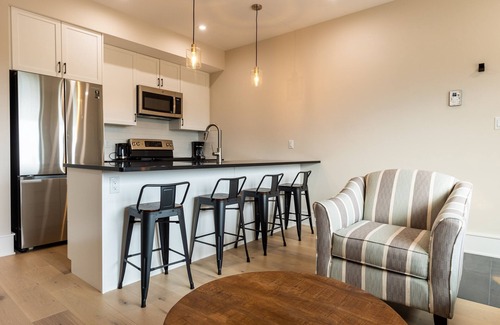 East Kootenay House | Luxury. Steps to the Timberline Chairlift