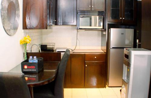 Cikarang Apartment | Luxury Studio at Metropark Condominium Jababeka Apartment By Travelio
