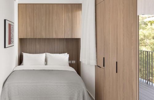 Tel Aviv Promenade Apartment | Luxury Studio Beach Flat 212