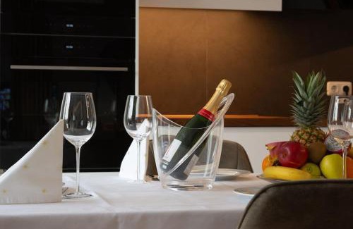 Rhein-Erft-Kreis District Apartment | Luxury Studio Siena in Frechen Bachem bei Koln