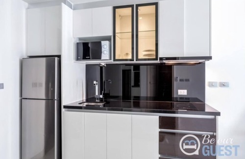 North Pattaya Apartment | Luxury Studio Steps From Beach Sleeps 3