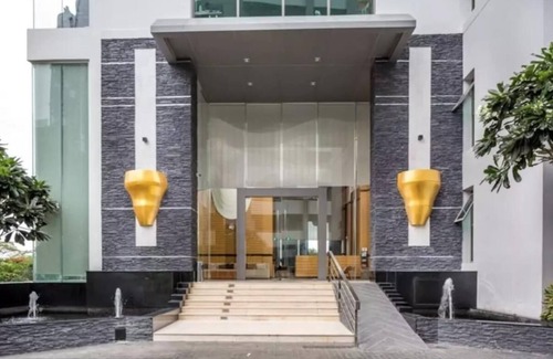 North Pattaya Apartment | Luxury Studio Steps From Beach Sleeps 3