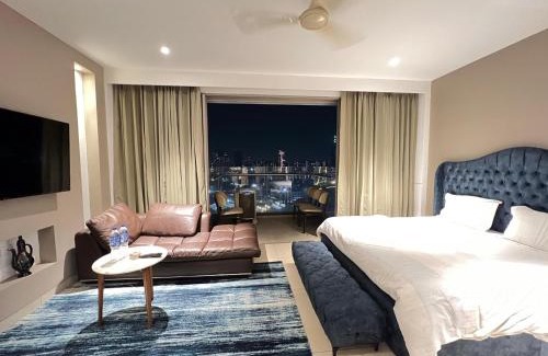 Gurugram Apartment | Luxury Studios Key 10