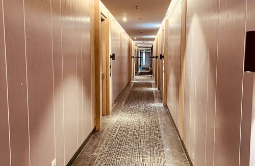 Gurugram Apartment | Luxury Studios Key