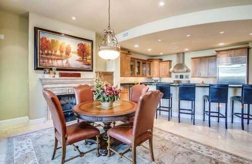 Alta Vista Park Condo | Luxury, style, and comfort await you.