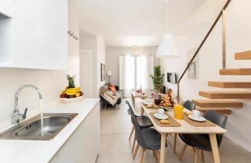 Granada City Center Apartment | Luxury Suite Ático San Diego