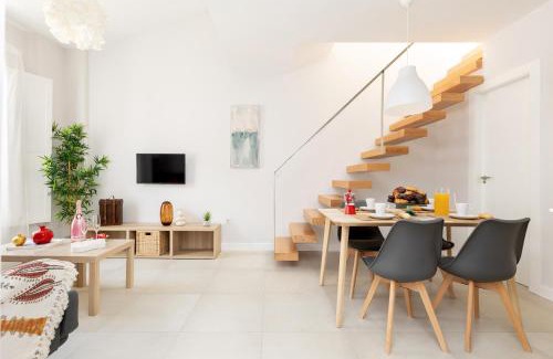 Granada City Center Apartment | Luxury Suite Ático San Diego