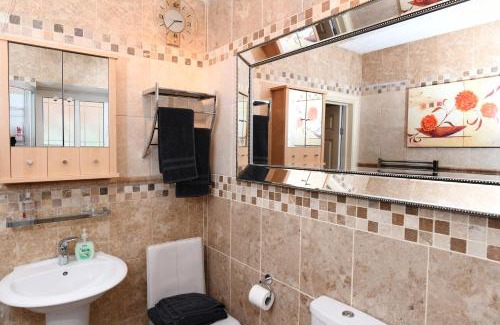 Margam Bed & Breakfast | Luxury Suite in quiet countryside location
