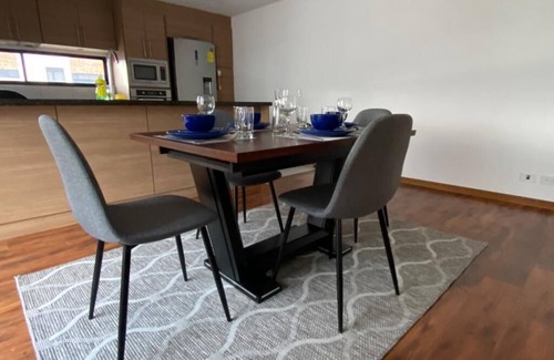 Quito Apartment | Luxury Suite, La Carolina- Quito, 4th floor, 110 m2, near everything