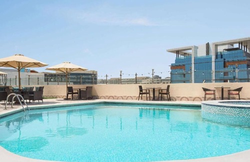 Al Muraqqabat House | Luxury Suite Near Al Rigga Metro By Luxury Bookings