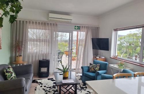 Stellenbosch Central Apartment | Luxury suite near Church Street
