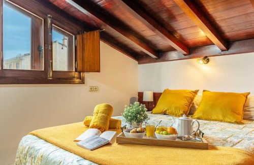 Central District Apartment | Luxury suite plaza Fortuny