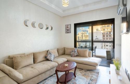 Ain Harrouda Apartment | Luxury & sweet studio apartment with swimming pool