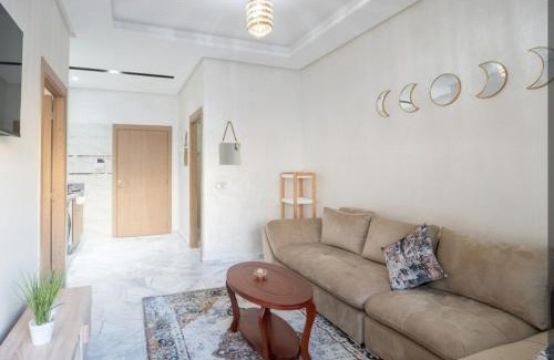 Ain Harrouda Apartment | Luxury & sweet studio apartment with swimming pool