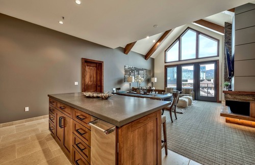Lakeside Park Condo | Luxury Three Bedroom Steps From Heavenly Village Condo by RedAwning