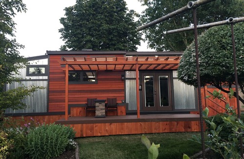 Springfield Cottage | Luxury Tiny House On the Farm