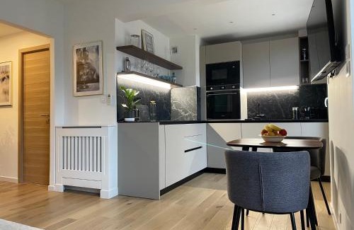 Beaulieu-sur-Mer Apartment | Luxury Top Floor Apartment with terrace - Beaulieu Sur Mer