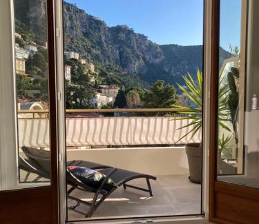 Beaulieu-sur-Mer Apartment | Luxury Top Floor Apartment with terrace - Beaulieu Sur Mer