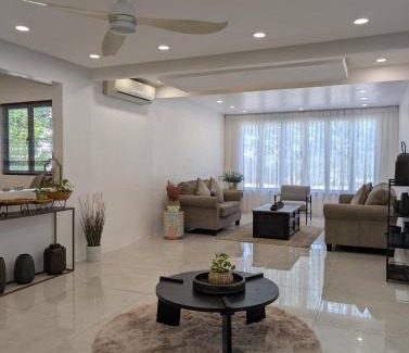 Sungai Penchala House | Luxury Tropical Bungalow in Damansara Golden Core