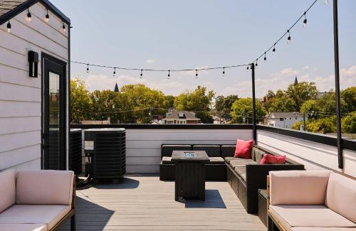 Nashville House | Luxury Twin Homes with Skyline Views