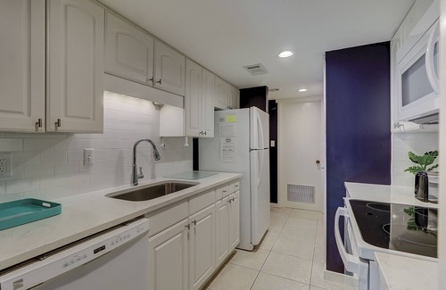 Sea Pines Condo | Luxury Updated 2 BR Stoney Creek Pool Views Granite Counters Updated Baths Close to Harbourtown