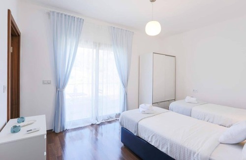 Cesme Villa | Luxury Vacation in Seaside Big Villa with Privacy