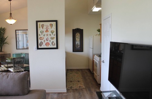 Clear Lake Shores Condo | Luxury Vacation Rental Condo in Kemah, ~TX~