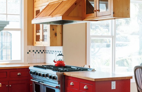 San Luis Obispo House | Luxury Vacation Rental in San Luis Obispo with Pool, Hot Tub and Waterslide