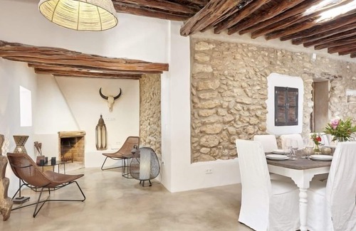 Sant Joan de Labritja Villa | Luxury villa rentals in Ibiza, Ibiza villa with pool and views
