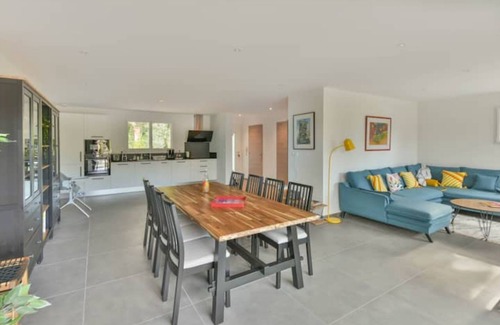 Hardelot-Plage Villa | Luxury villa "les Hauts Pins" for 10 p - Pine forest view - 4 bedrooms - 2 bathrooms