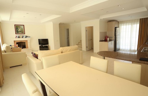 Oludeniz Villa | Luxury Villa With Large Pool And Panoramic Views Of The Babadag Mountains