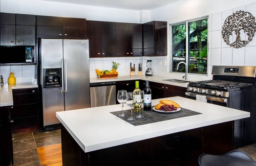 Manuel Antonio Villa | Luxury Villa, 4 King Beds, Ocean View, Private Pool Game Room Fully A/C