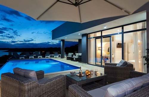 Vela Luka Villa | Luxury Villa Adrian with full privacy in Gradina bay