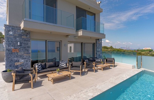 Atsipópoulon Villa | Luxury Villa AQUA With 2 Private Pools